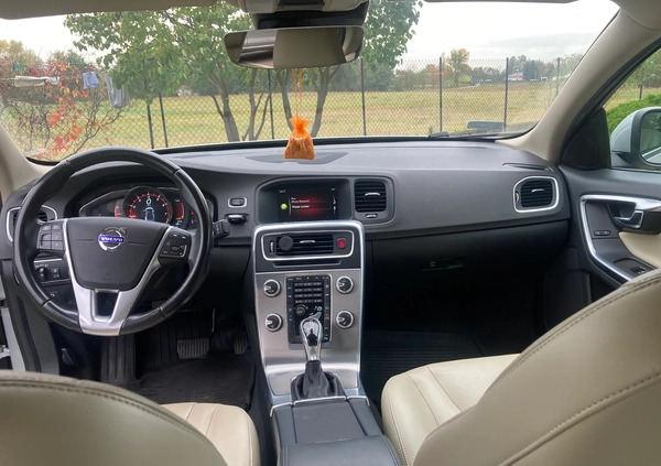 Volvo S60 cena 52000 przebieg: 105000, rok produkcji 2015 z Lubomierz małe 46